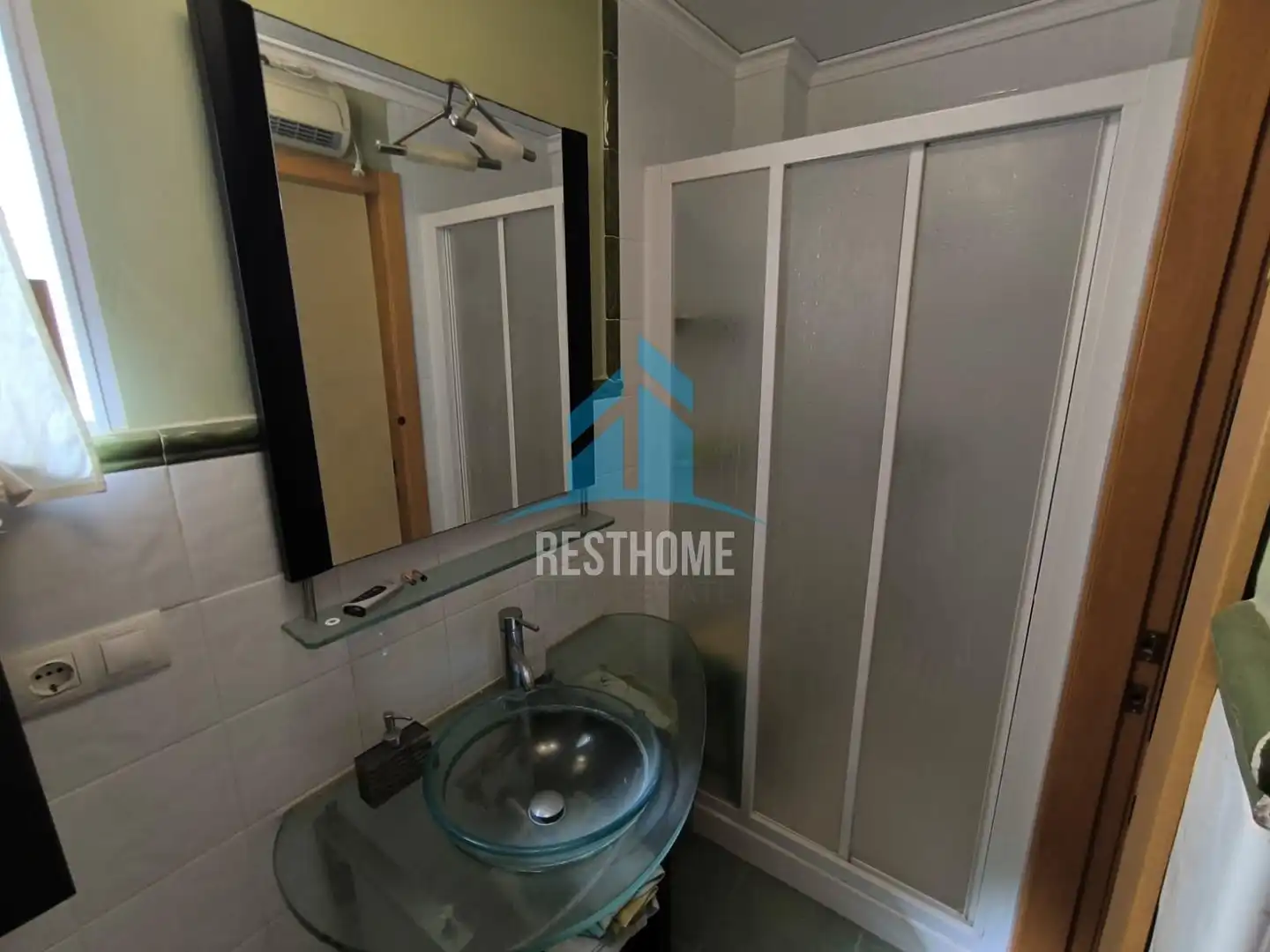 Bathroom of Houses for sale in Cullera  with Air Conditioner, Heating and Terrace