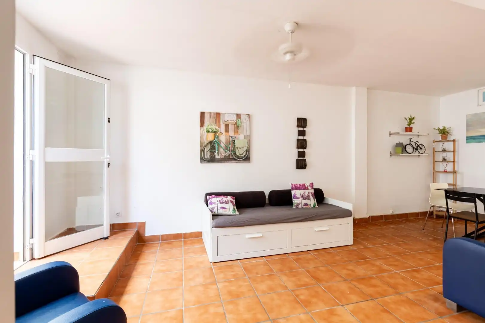 Sala de estar de Casa adosada en venta en  Palma de Mallorca con Aire acondicionado, Calefacción y Jardín privado