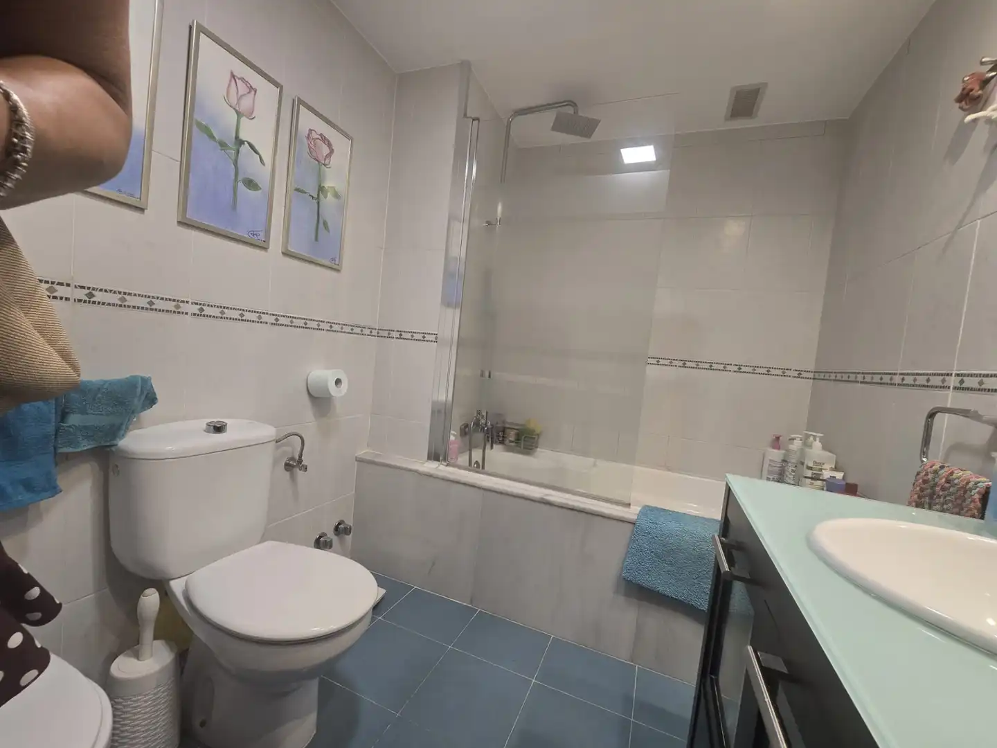 Bathroom of Detached homes for sale in Castellón de la Plana / Castelló de la Plana  with Air Conditioner, Heating and Parquet flooring