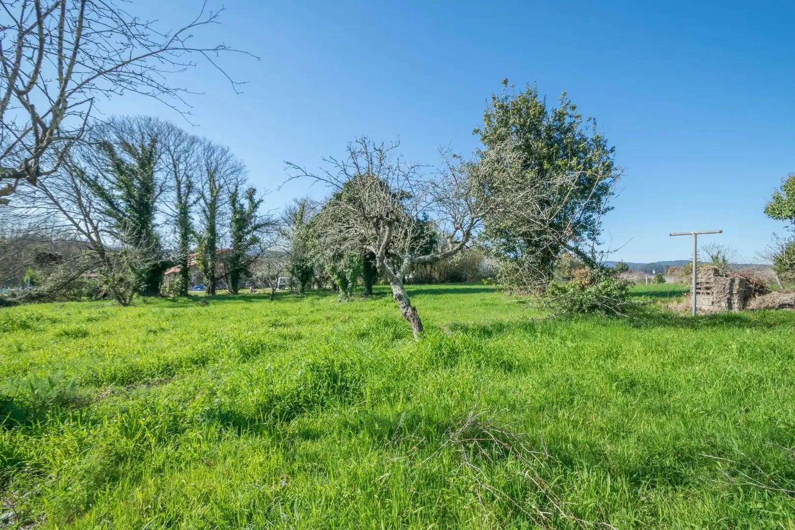Casa o xalet en venda en Cambre  amb Jardí privat