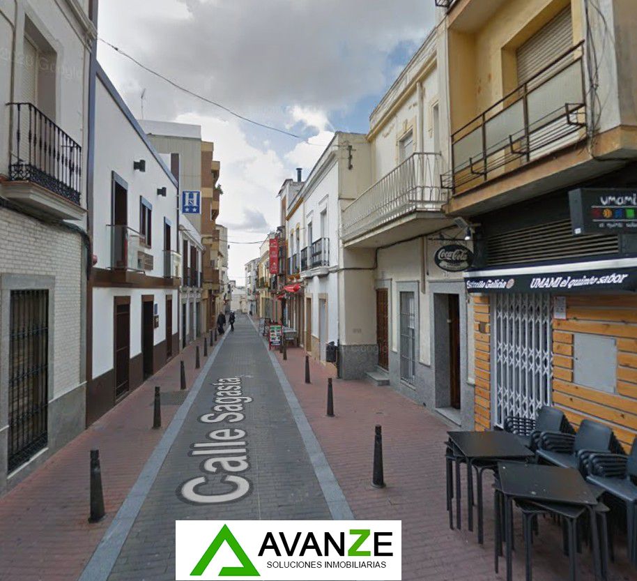 Vista exterior de Casa o xalet en venda en Mérida amb Aire condicionat