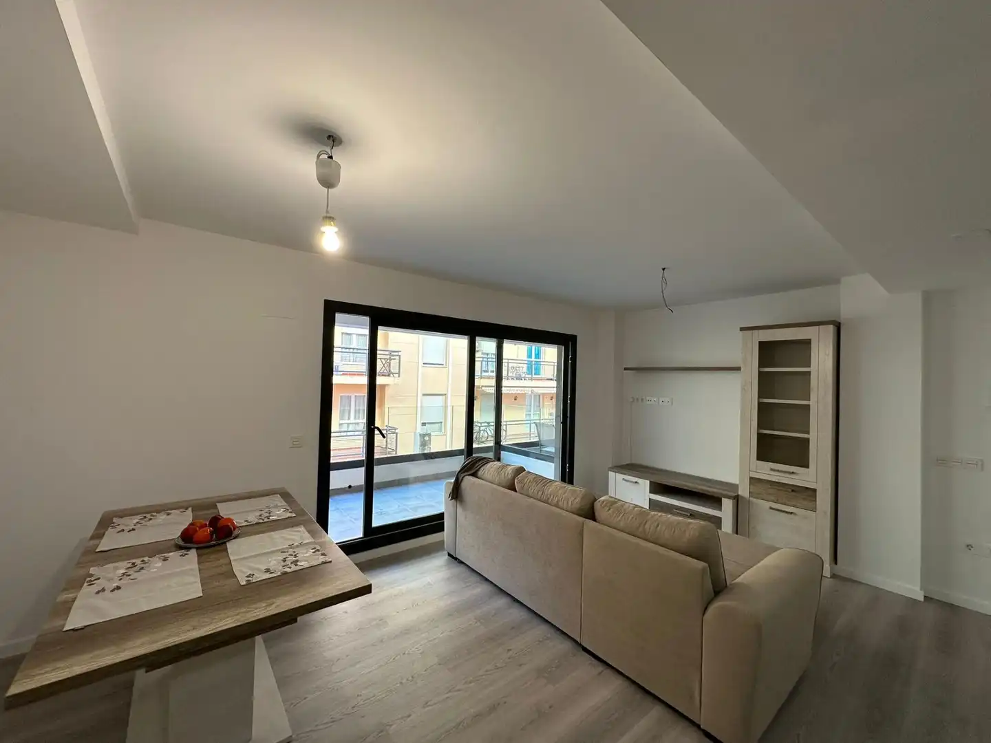 Living room of Flat for sale in Benalmádena  with Air Conditioner, Terrace and Community pool