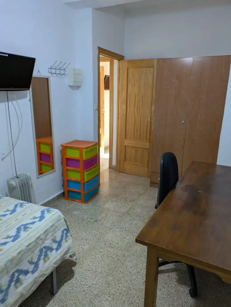 Estudio de alquiler en Calle Calle Melchor Almagro, Centro - Sagrario