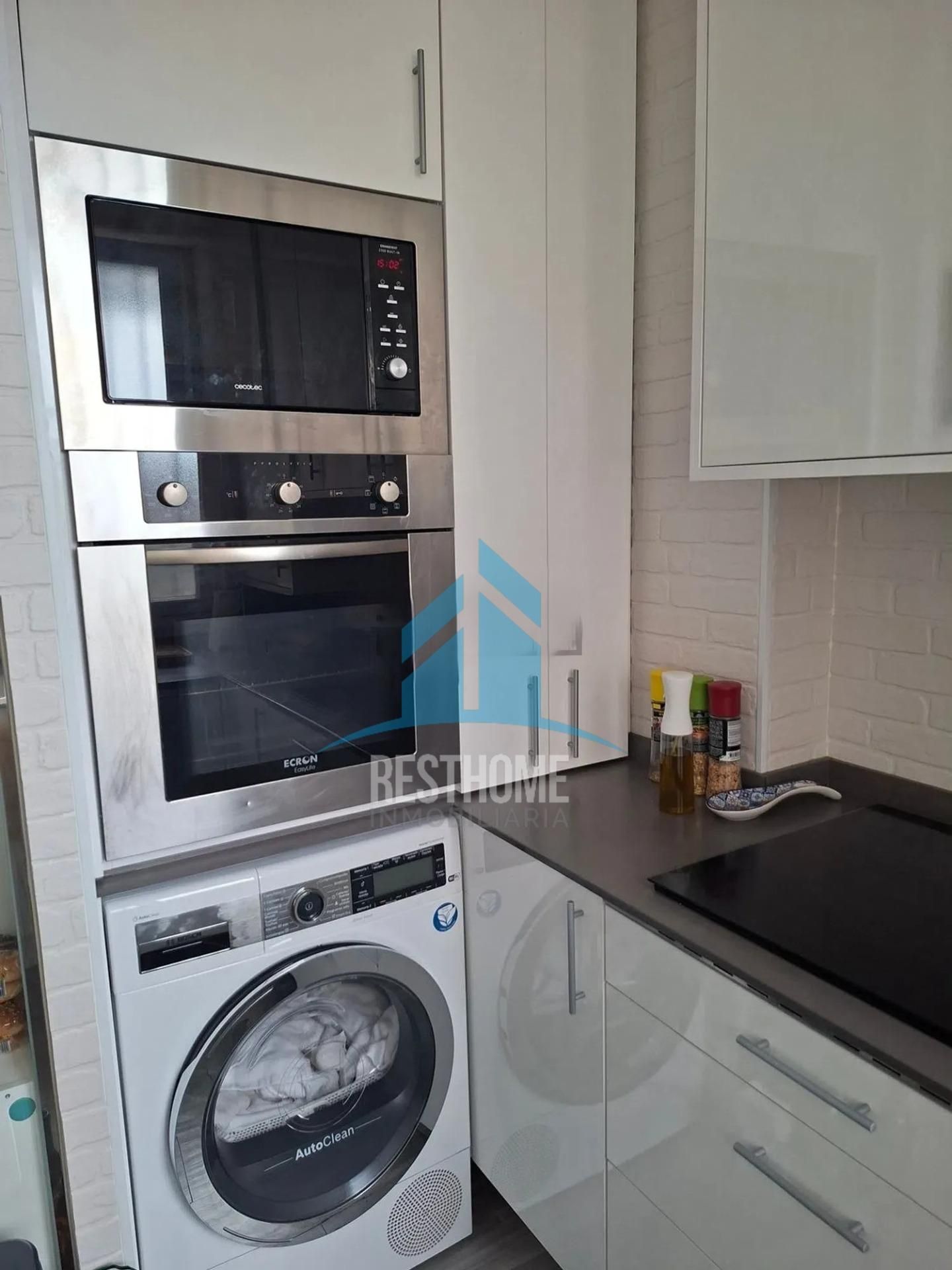 Cuina de Pis en venda en Fuenlabrada amb Moblat