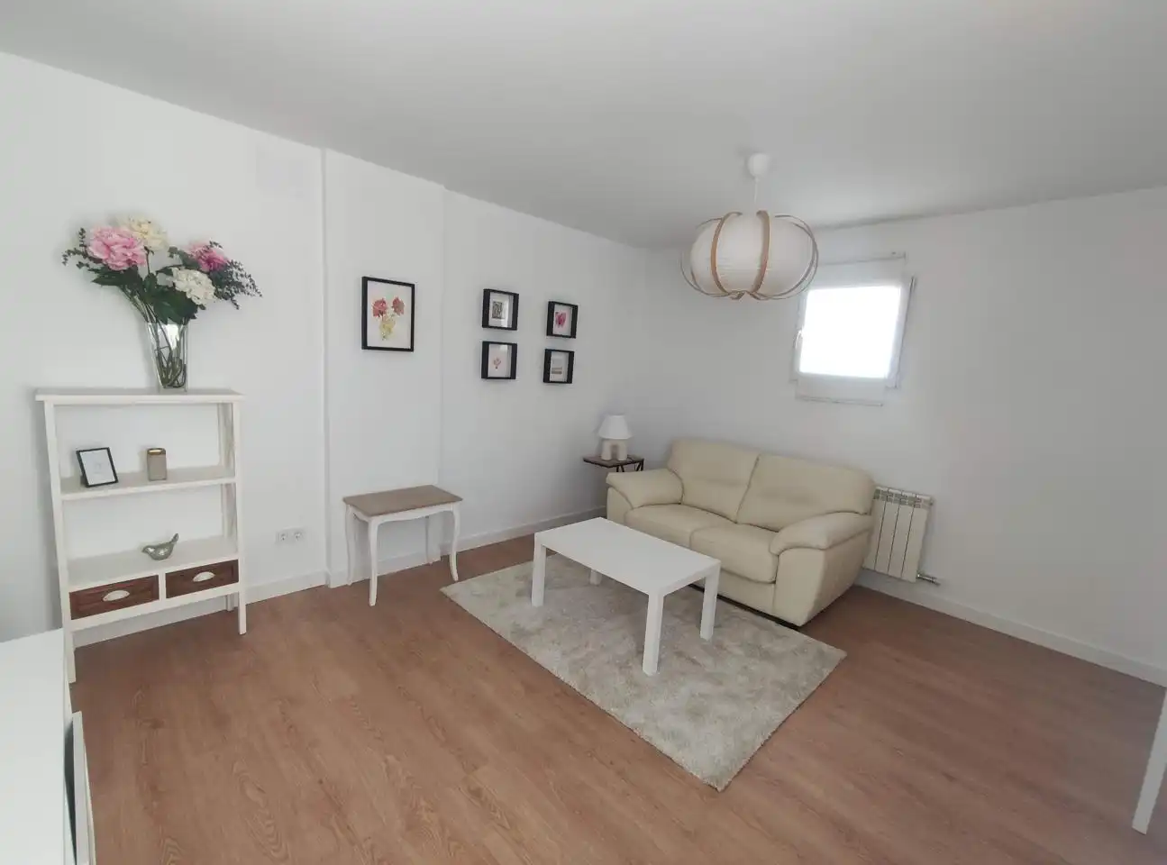 Flat for rent in Del Maestro Marquina, Ruiseñores