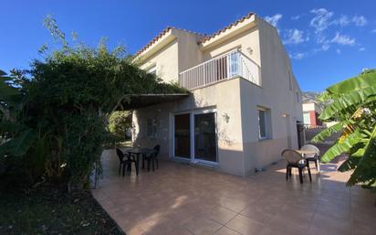 Vista exterior de Casa o xalet en venda en Alcanar amb Terrassa