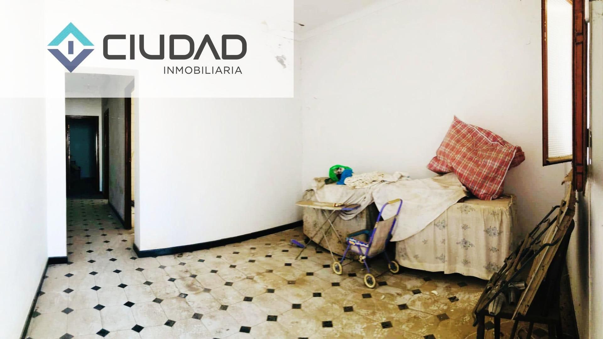 Dormitori de Casa o xalet en venda en Arahal amb Terrassa