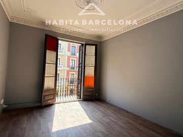 Wohnung mit Balkon zum Verkauf in Carrer de Mallorca