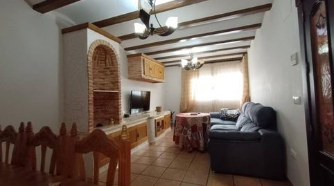 Foto 4 de Casa adosada en venta en Petrer, Alicante