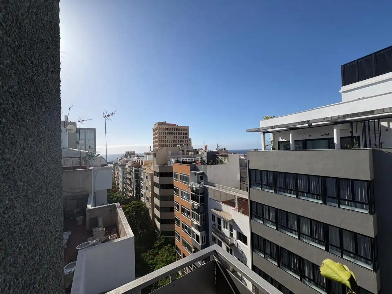 Exterior view of Study for rent in San Cristóbal de la Laguna  with Air Conditioner, Terrace and Furnished