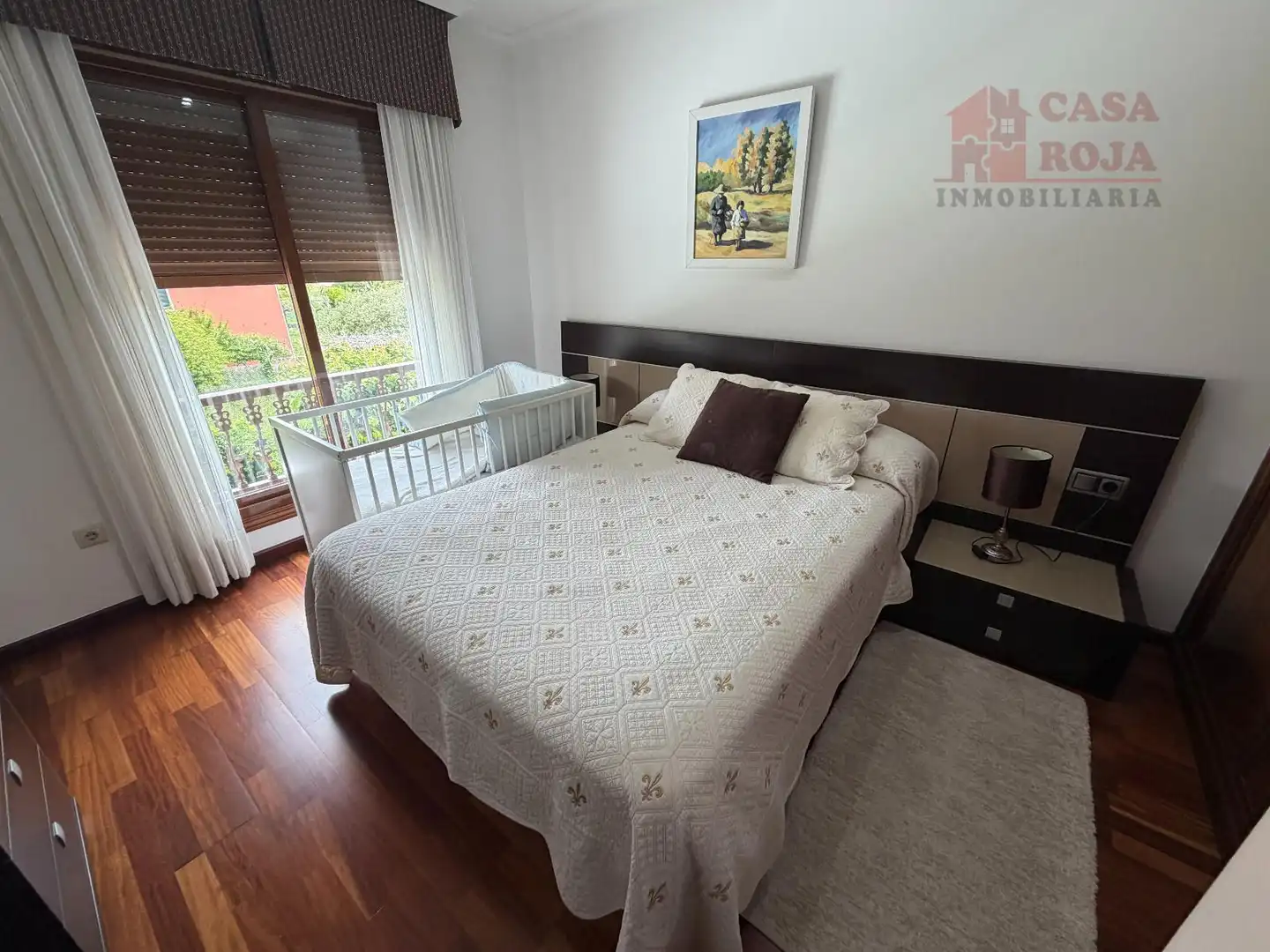 Dormitori de Casa adosada en venda en Cangas  amb Calefacció, Parquet i Traster