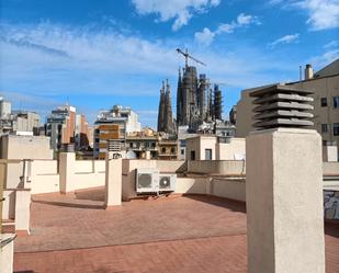 Terrace of Flat for sale in  Barcelona Capital  with Air Conditioner, Heating and Private garden