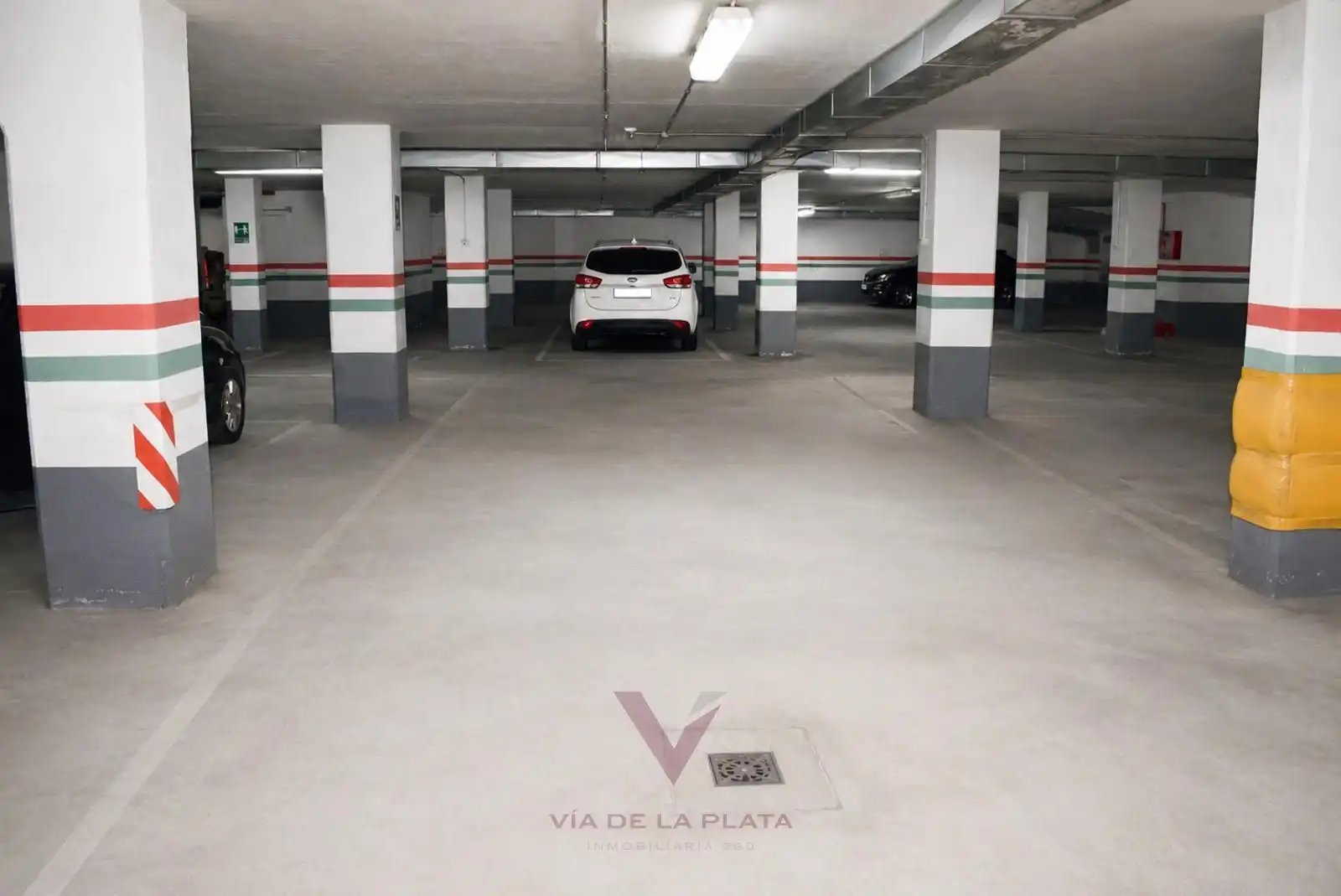 Parking of Flat for rent in Salamanca  with Heating, Oven and Washing machine