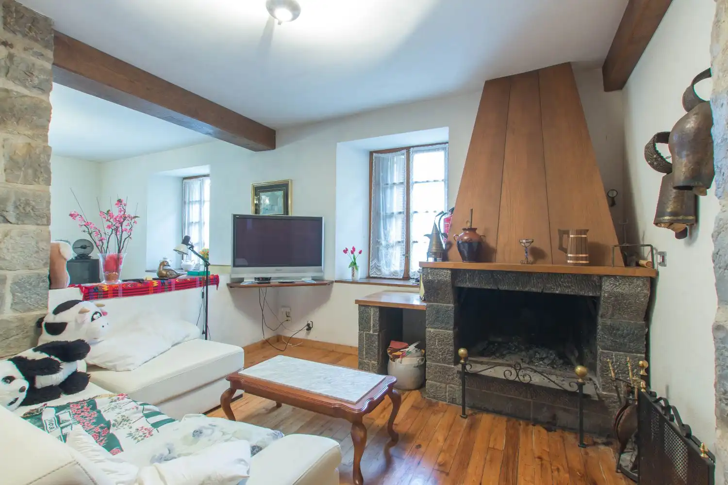 Sala de estar de Casa o chalet en venta en Atetz con Calefacción, Terraza y Amueblado