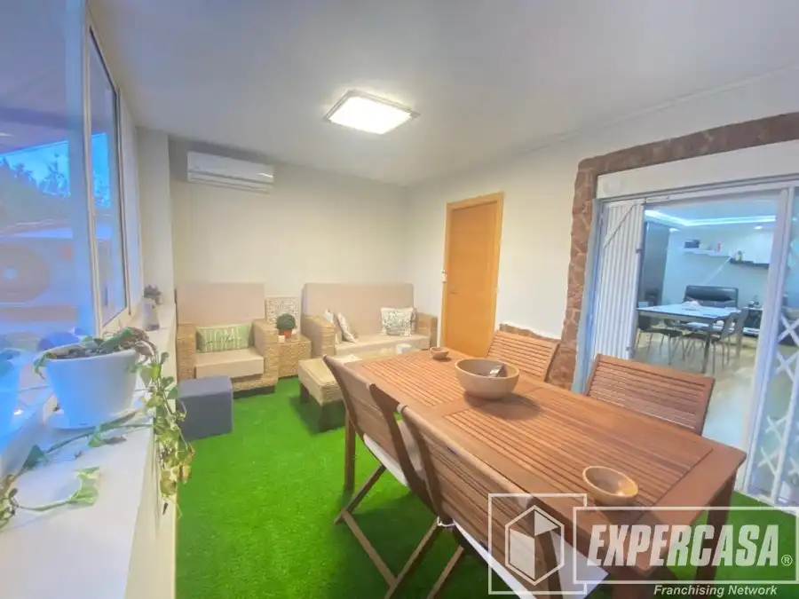 Living room of Houses for sale in Torrent  with Air Conditioner, Heating and Terrace