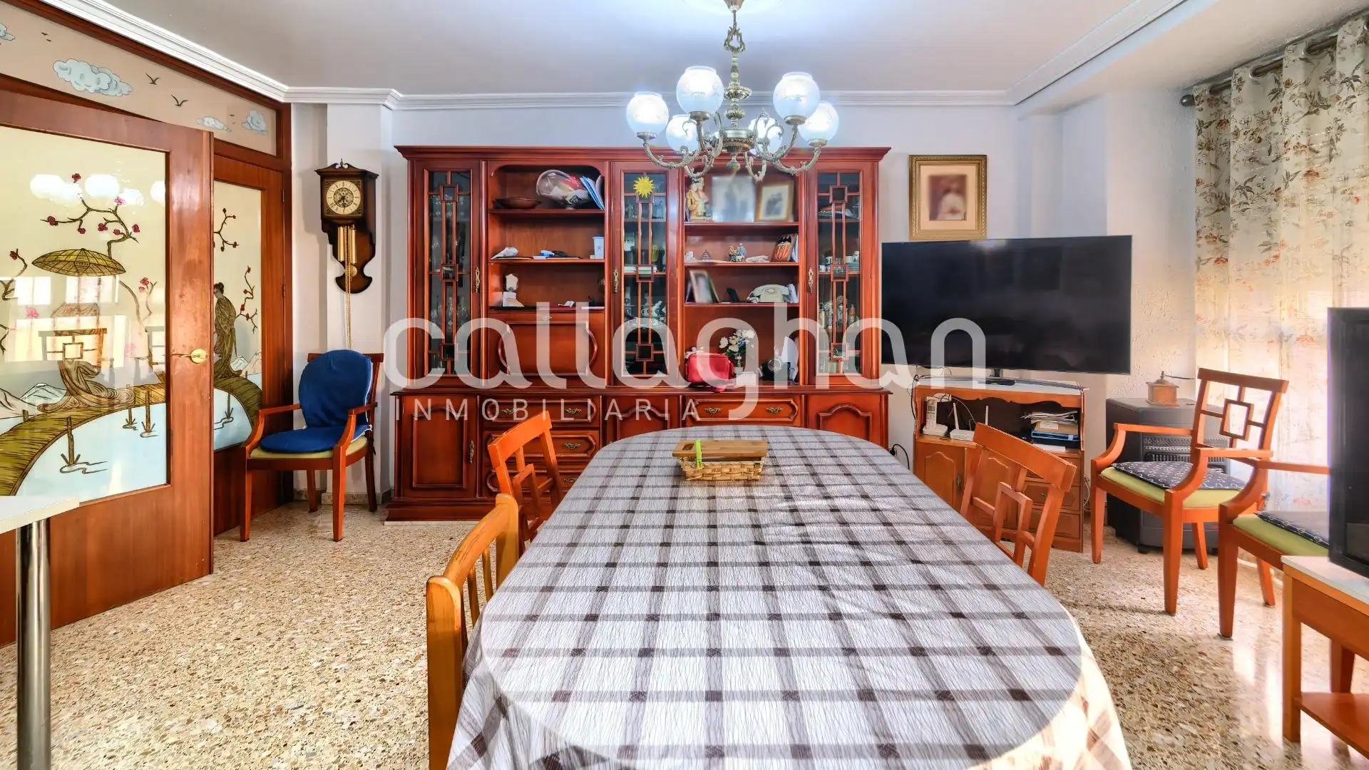 Dining room of Flat for sale in Silla  with Air Conditioner, Heating and Balcony