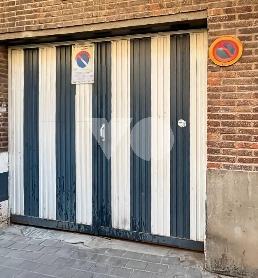 Parking de Piso en venta en Madrid con Parquet y Trastero