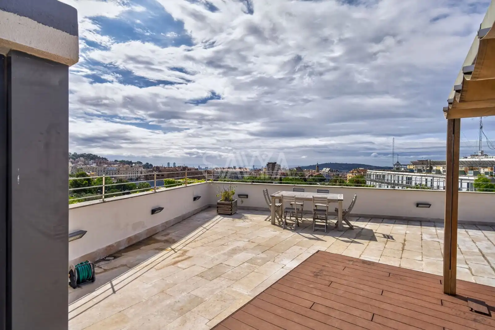 Terraza de Casa o chalet en venta en Barcelona con Aire acondicionado, Terraza y Trastero