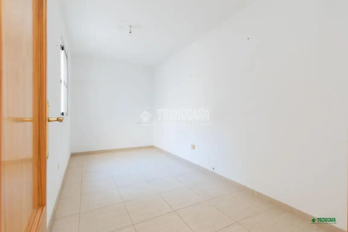 Bedroom of Attic for sale in Albox  with Air Conditioner, Heating and Balcony