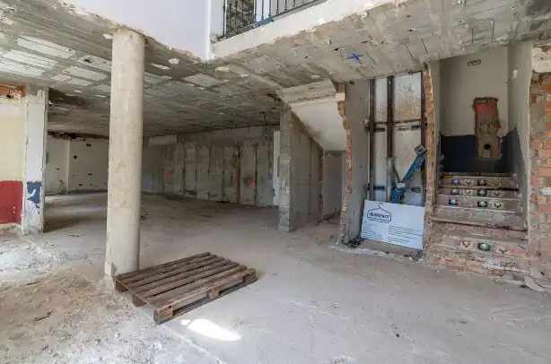 Geschaftsraum zum Verkauf in Benahavís mit Terrasse und Möbliert