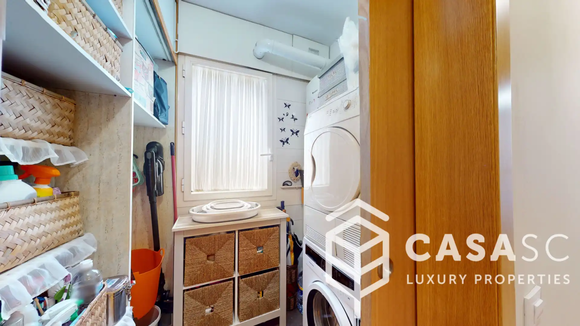 Kitchen of Attic for sale in Sant Cugat del Vallès  with Air Conditioner, Heating and Parquet flooring