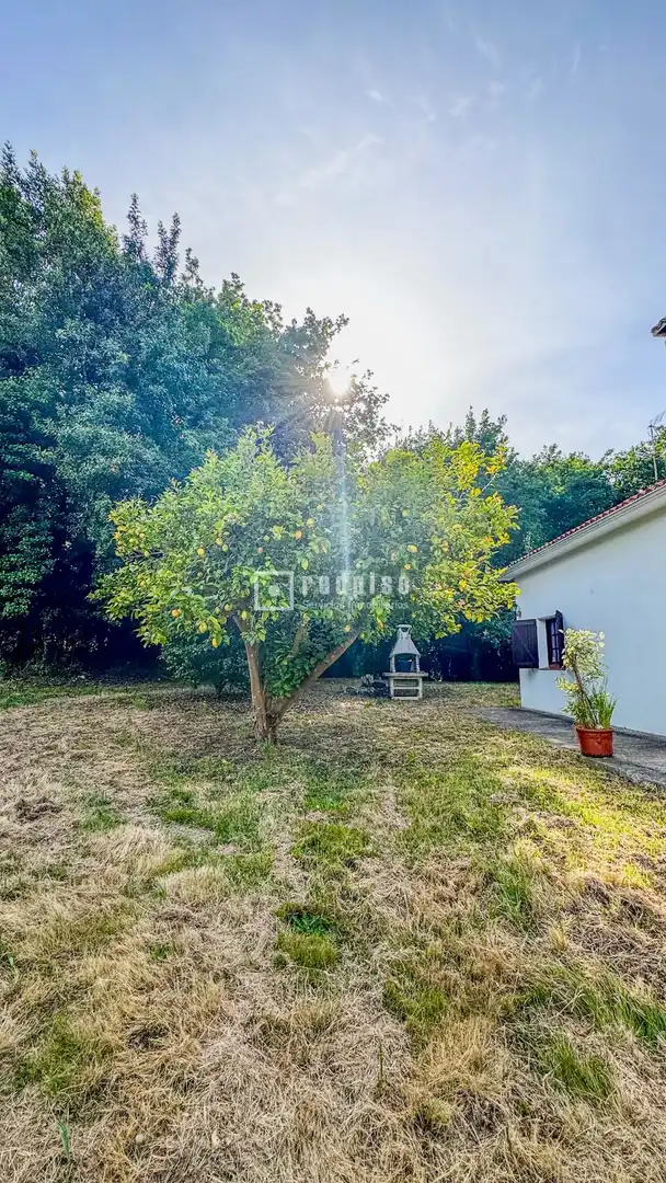 Casa o chalet en venta en Abegondo con Parquet, Terraza y Amueblado