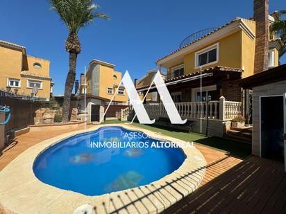 Vista exterior de Casa o xalet en venda en Molina de Segura amb Aire condicionat, Terrassa i Piscina