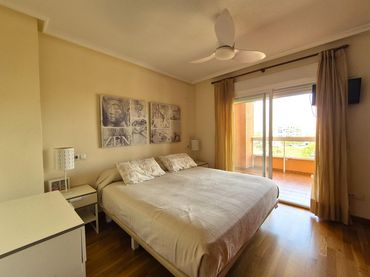 Apartamento con piscina en venta en Benalúa - Babel