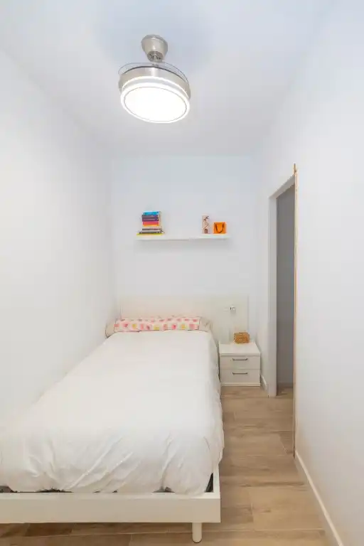 Dormitori de Casa adosada de lloguer en Vélez-Málaga amb Aire condicionat, Calefacció i Terrassa