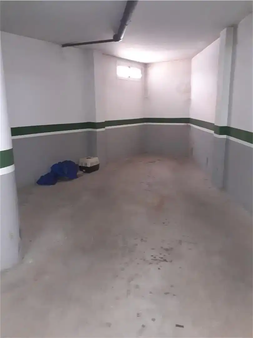 Garage zum Verkauf in Benalúa