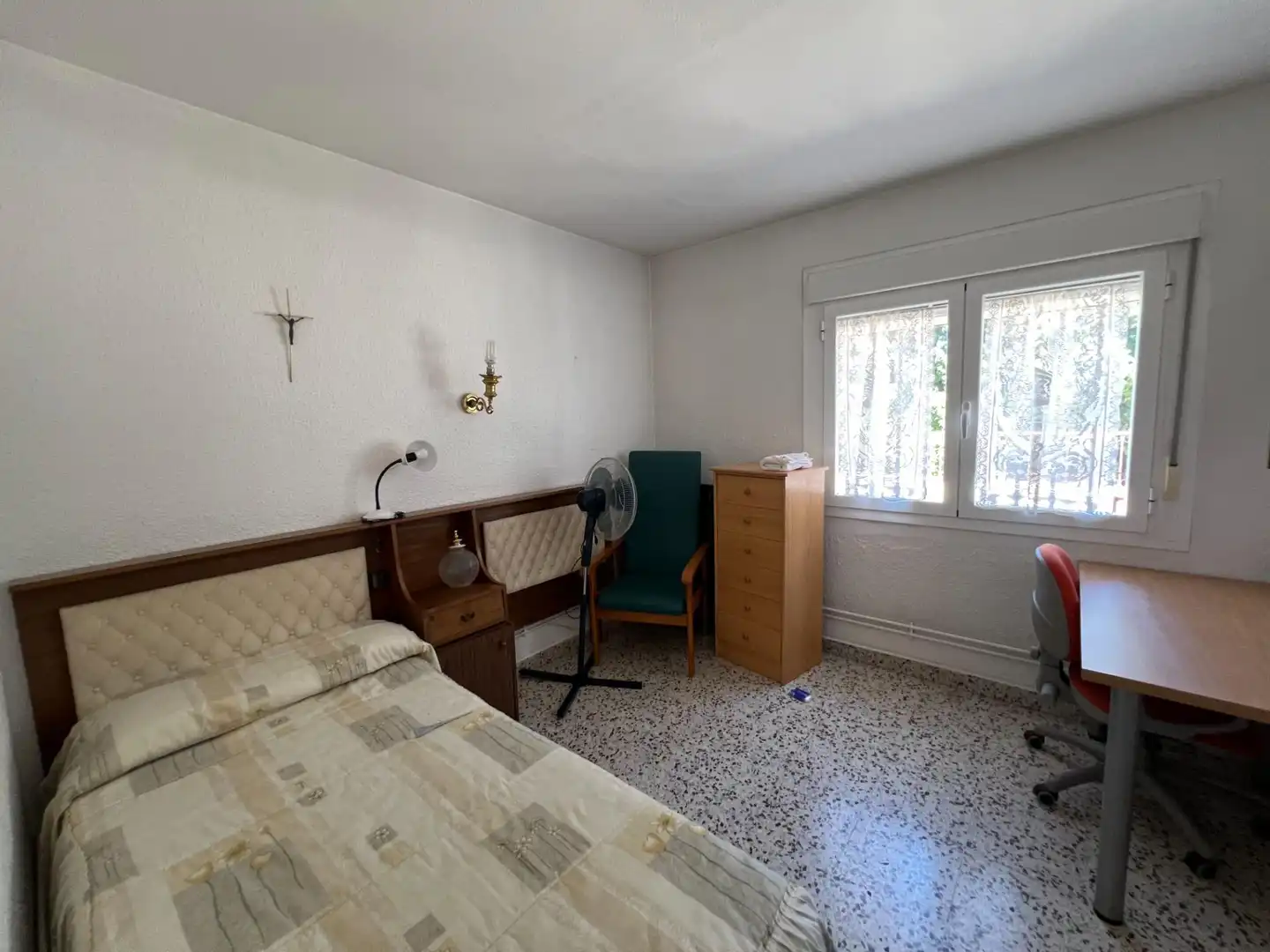 Habitación de Casa o chalet en venta en Zaragoza con Calefacción y Terraza