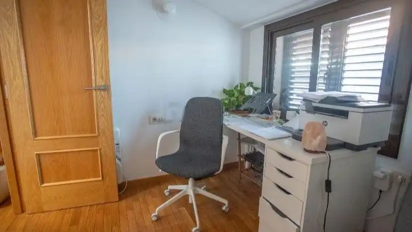 Dormitori de Dúplex en venda en Sabadell amb Aire condicionat, Calefacció i Parquet