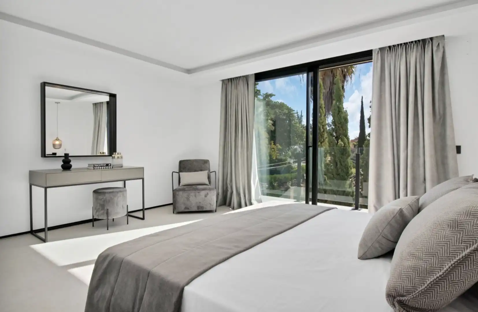 Villa mit Terrasse zum Verkauf in Nueva Andalucía, imagen 14