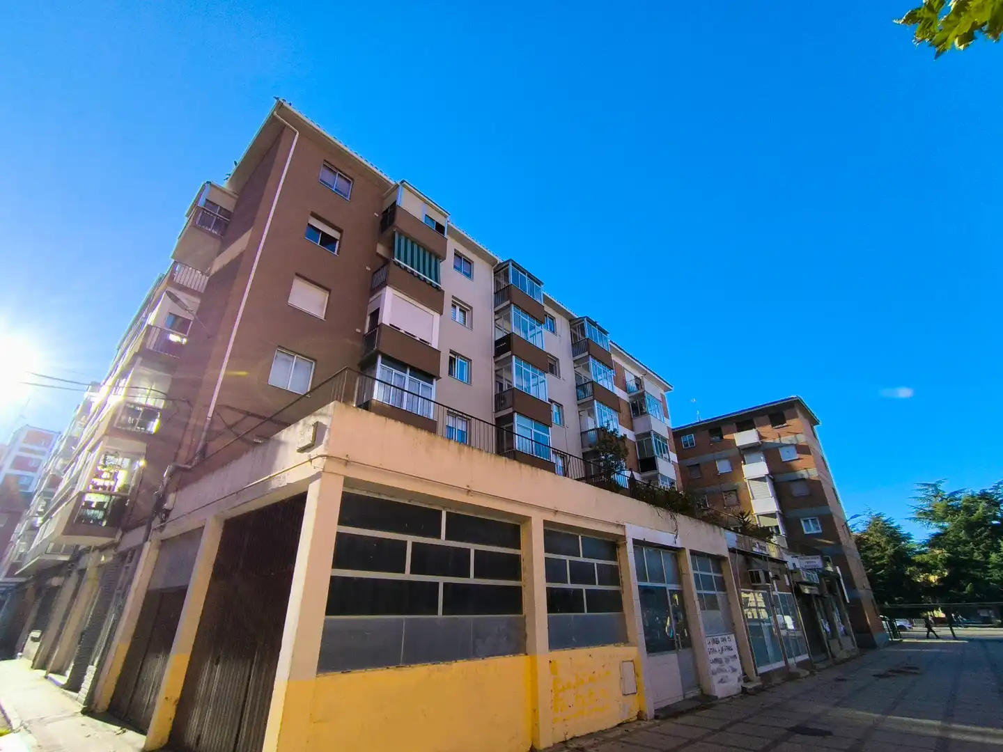 Vista exterior de Local en venta en Palencia con Amueblado