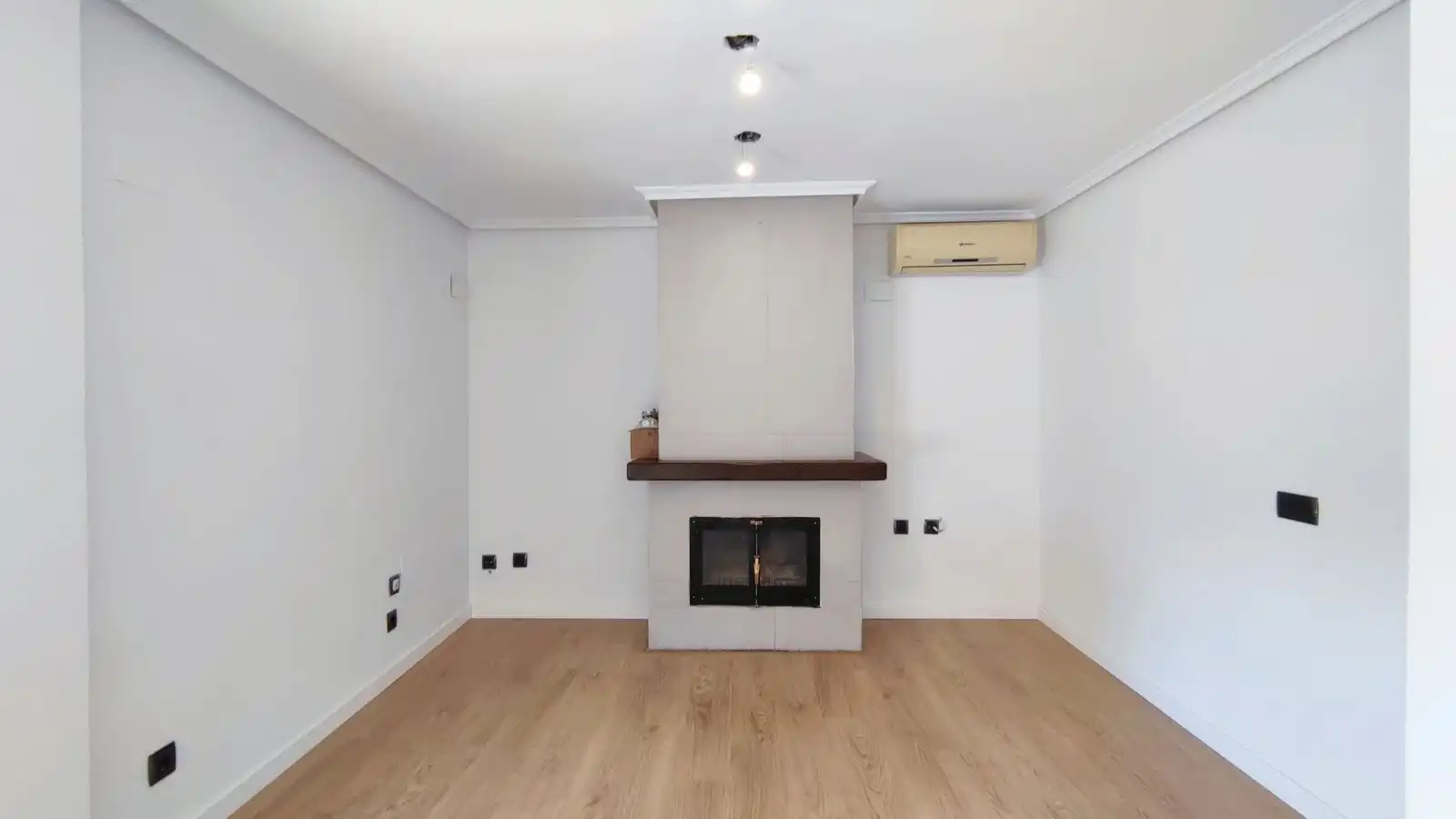 Sala de estar de Ático en venta en Ibi con Aire acondicionado, Calefacción y Parquet