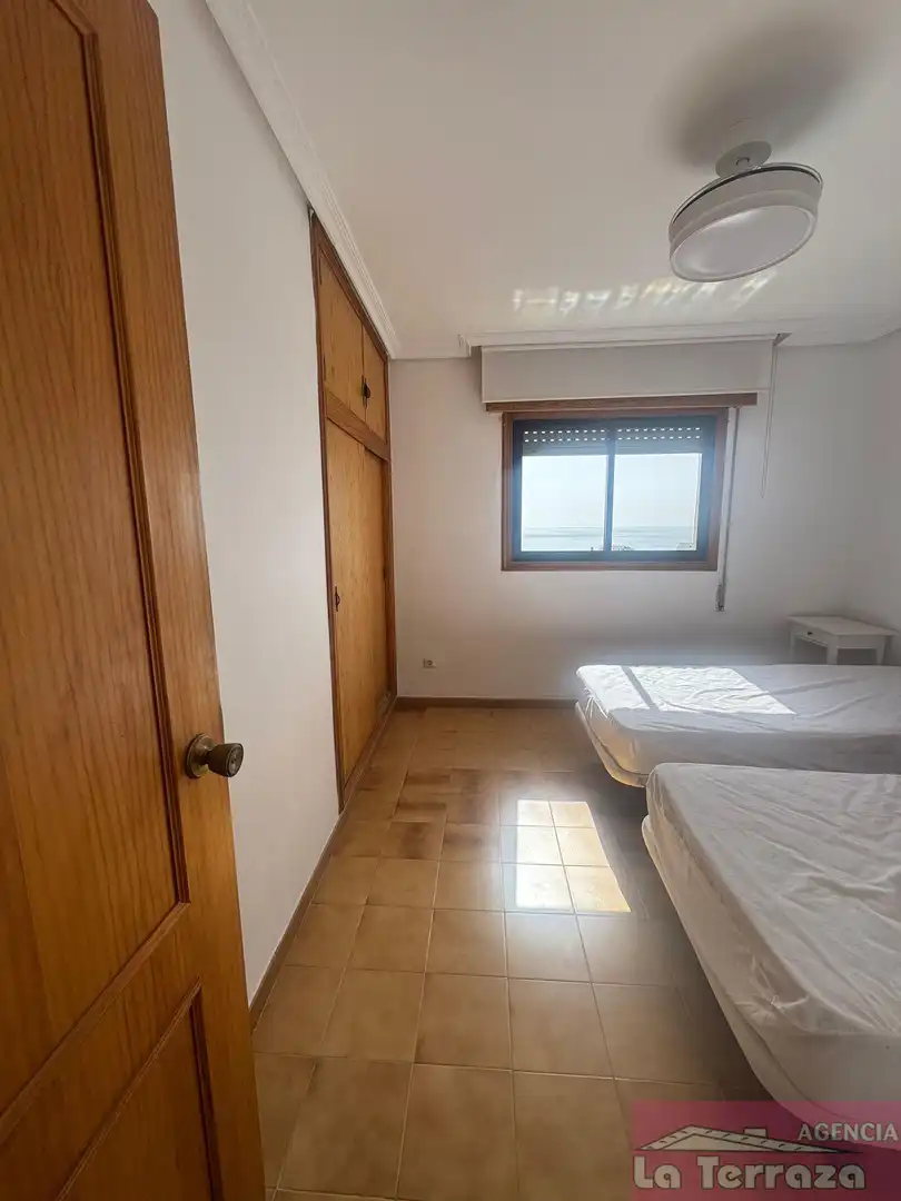 Bedroom of Flat for rent in Estepona  with Community pool