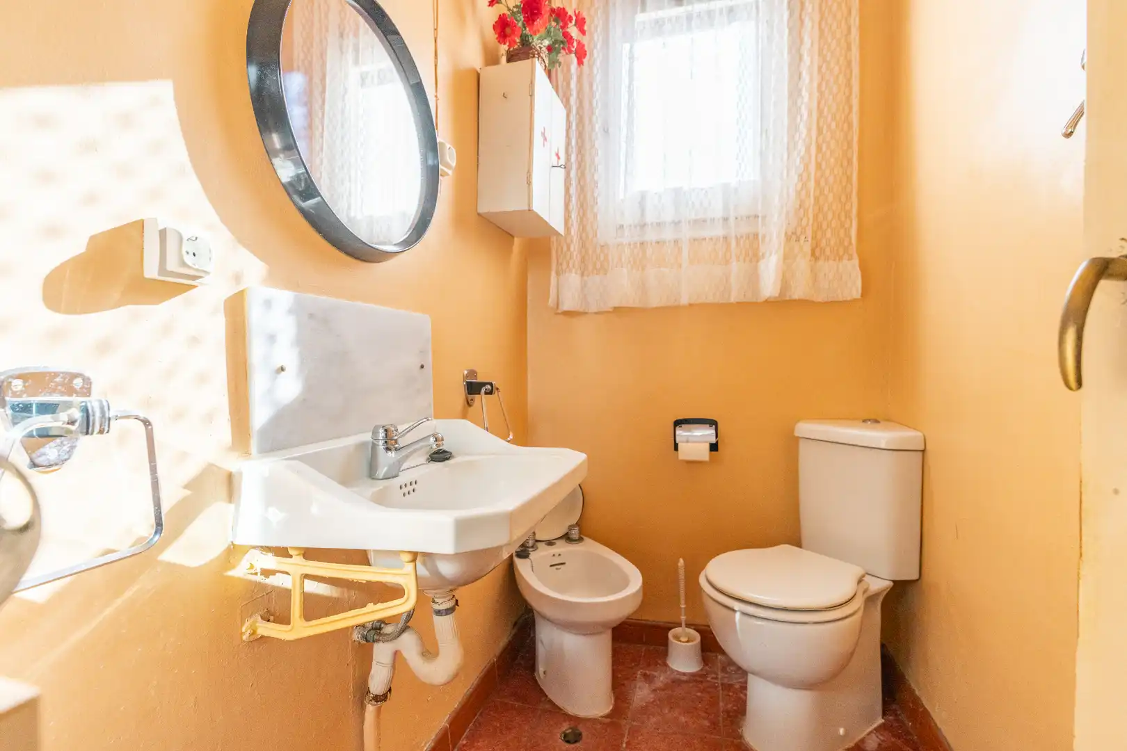 Bany de Casa o xalet en venda en Els Guiamets amb Aire condicionat, Jardí privat i Terrassa