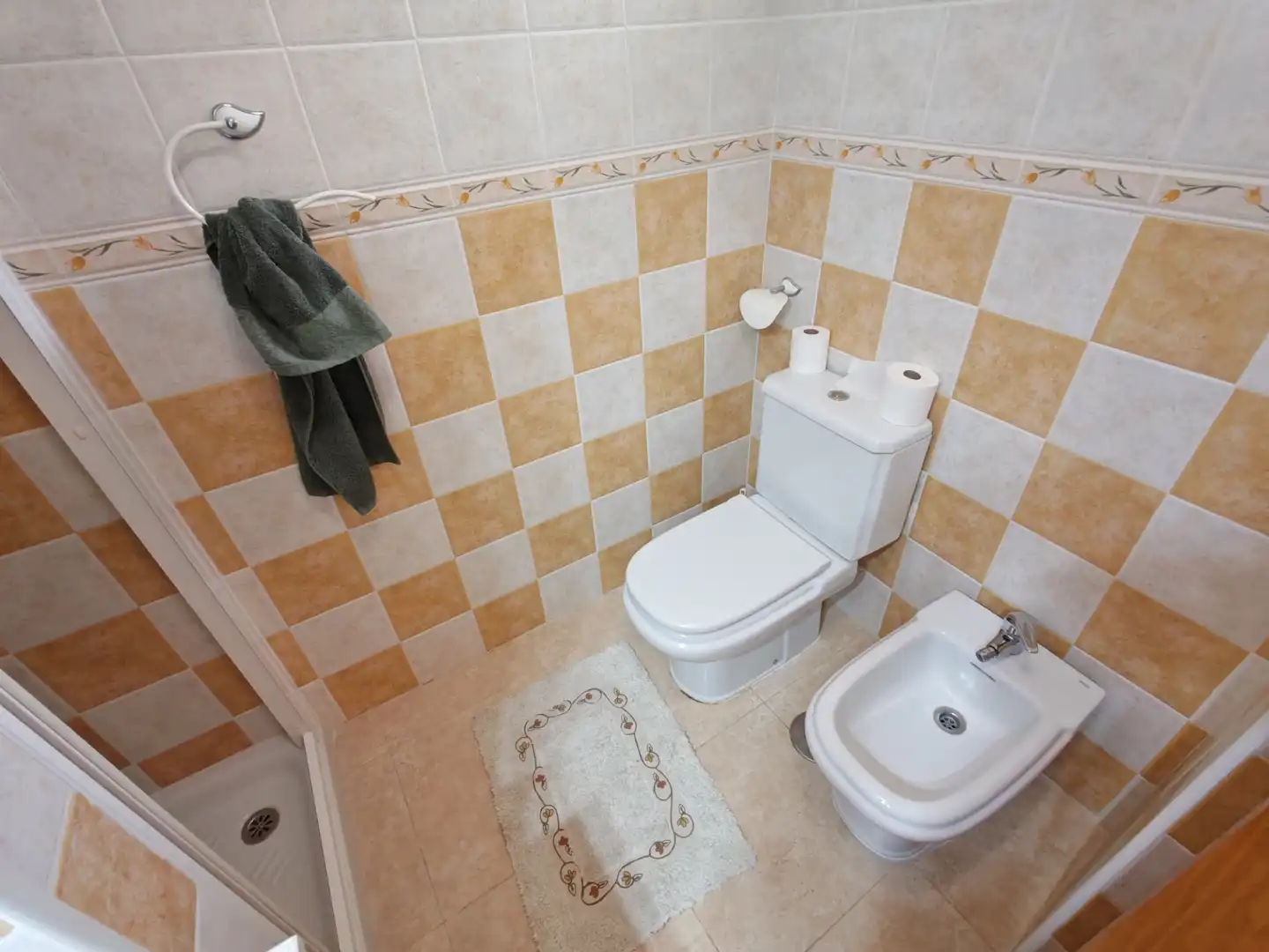 Bany de Casa adosada en venda en Quismondo amb Aire condicionat, Calefacció i Parquet