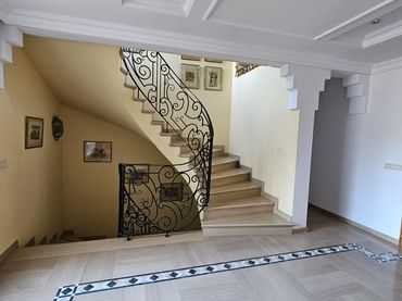 Detached house with pool for sale in Norte-Sierra