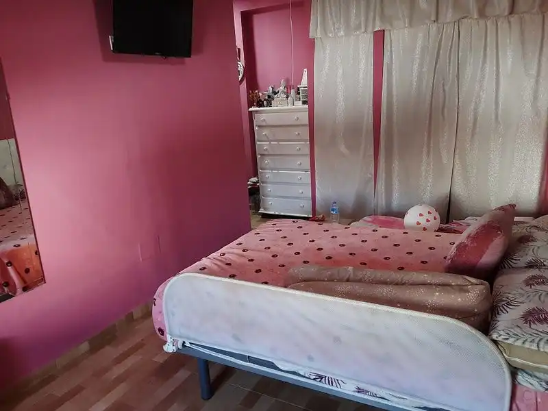 Schlafzimmer von Haus oder Chalet zum Verkauf in Algeciras mit Heizung, Terrasse und Möbliert