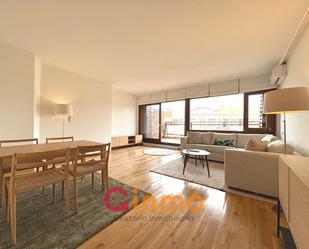 Living room of Attic to rent in  Madrid Capital  with Air Conditioner, Heating and Terrace