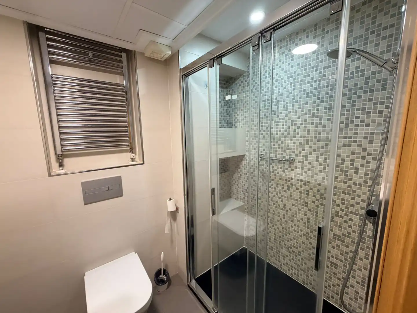 Bany de Apartament en venda en Madrid amb Aire condicionat, Calefacció i Traster