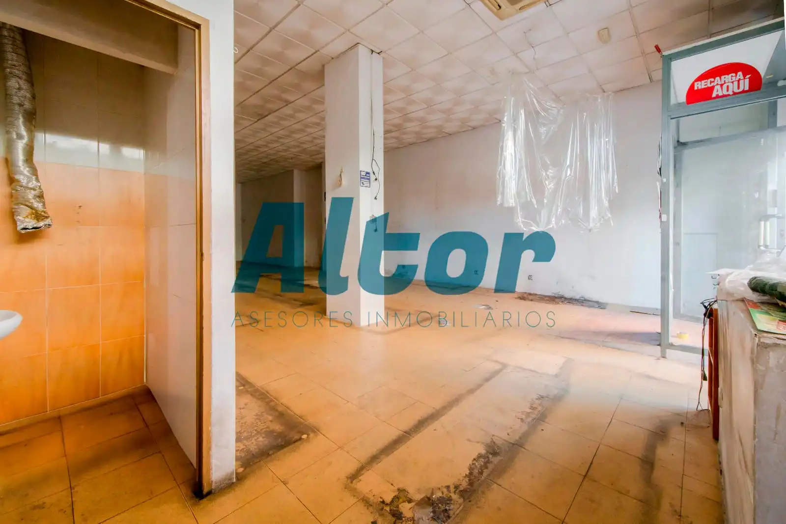 Local comercial en venda a FUENTE CISNEROS 62, imagen 12