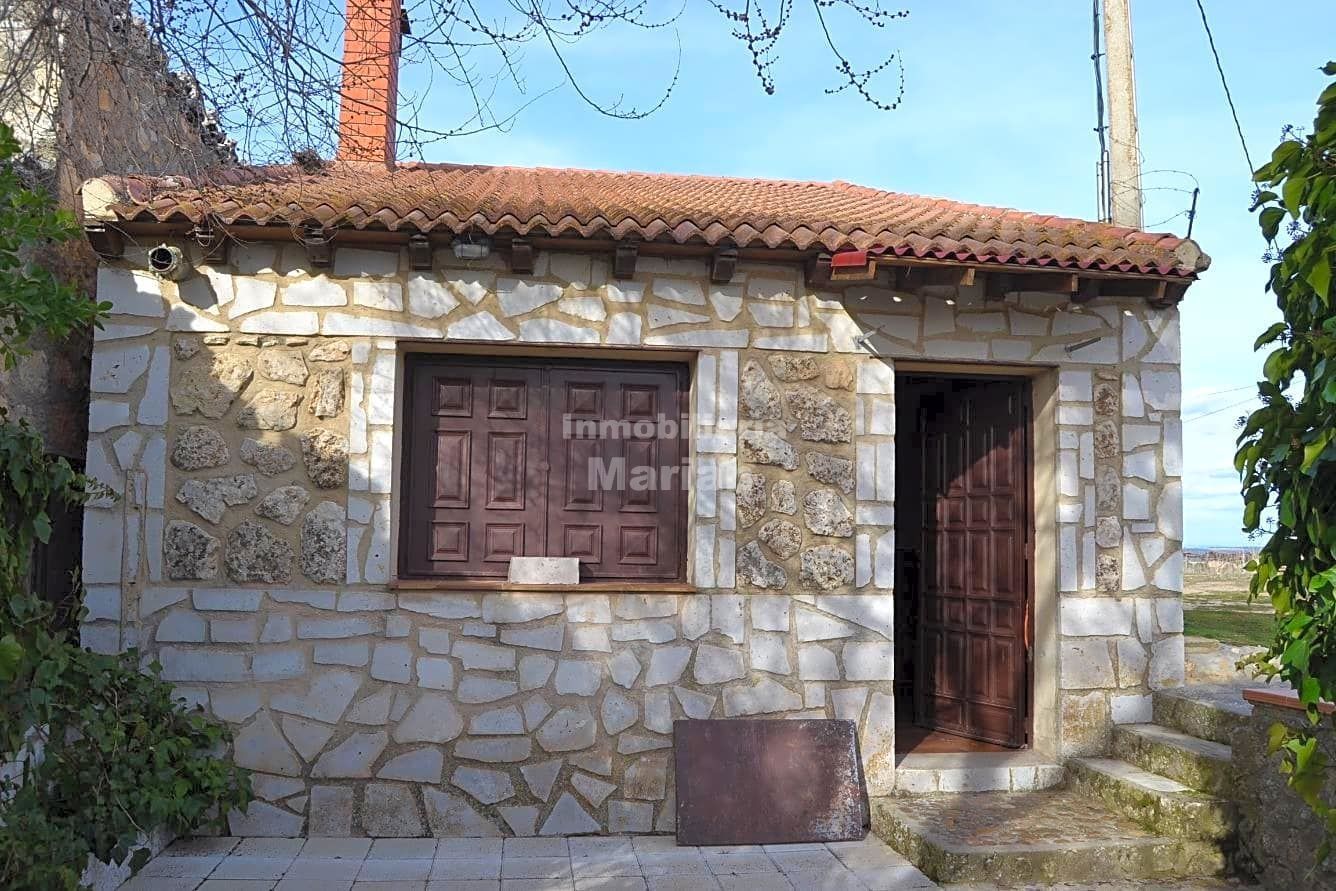 Vista exterior de Finca rústica en venda en Fuentespina amb Moblat