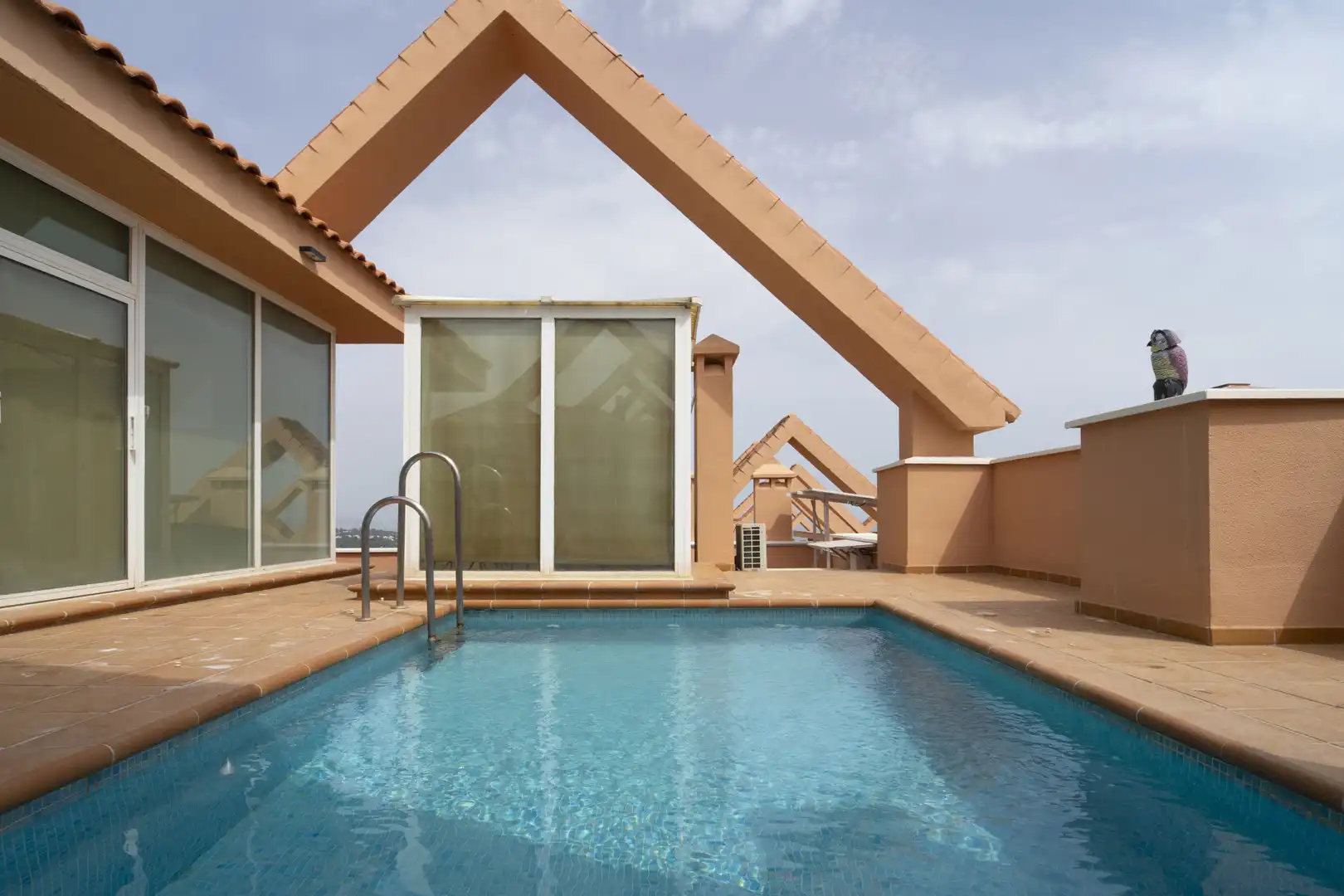 Penthouse with terrace for sale in Nueva Andalucía