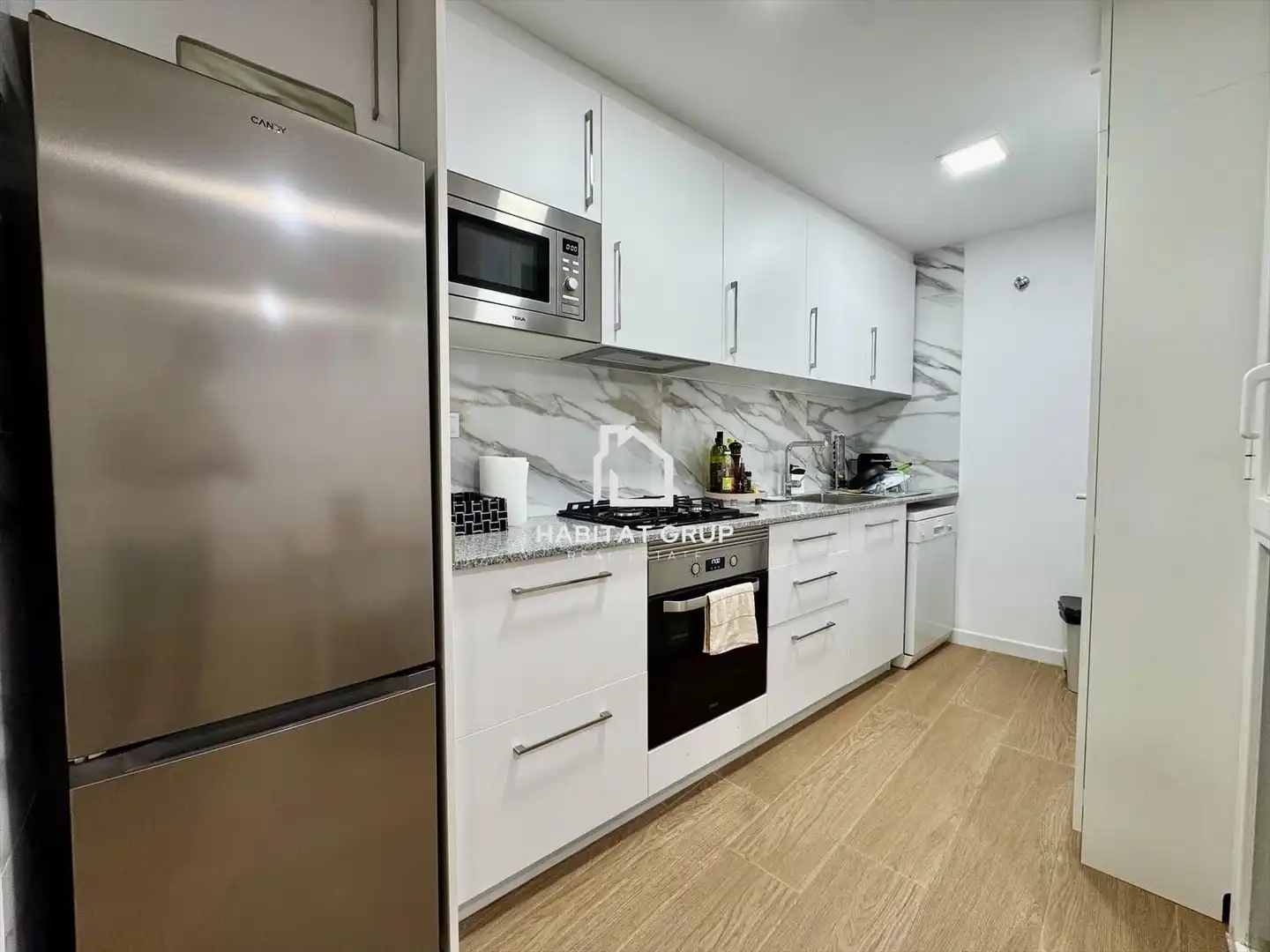 Kitchen of Flat for sale in Girona  with Air Conditioner, Heating and Private garden