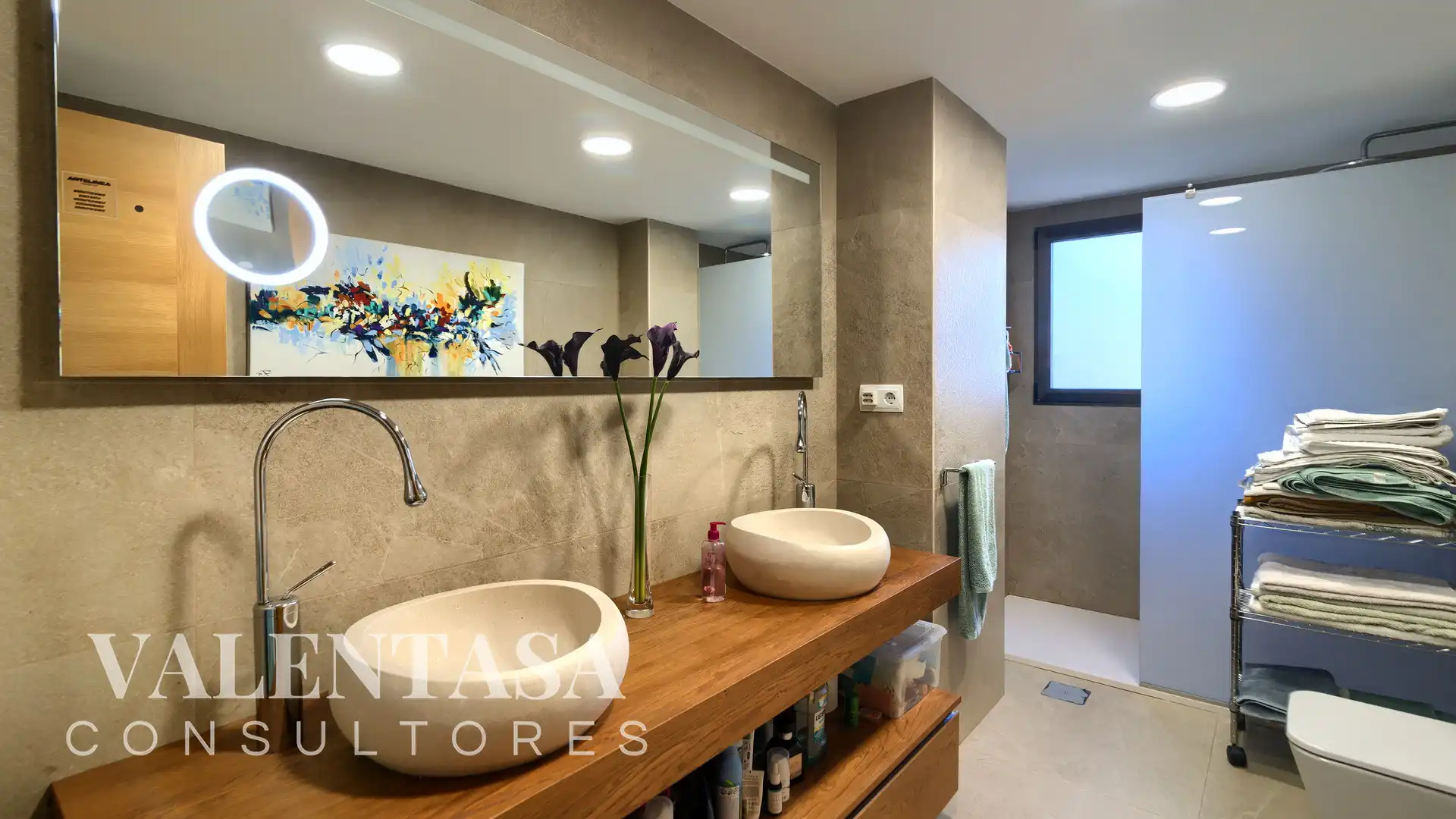 Baño de Piso en venta en Valencia con Aire acondicionado, Calefacción y Amueblado