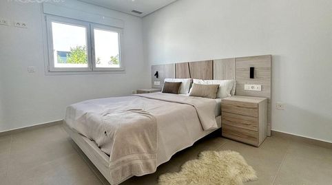 Chalet en una planta con 3 dormitorios y piscina privada en Benijofar, imatge 5