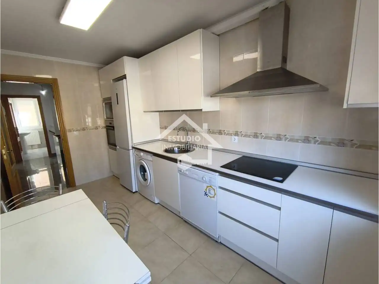 Cocina de Casa adosada en venta en Mendavia con Calefacción, Jardín privado y Parquet