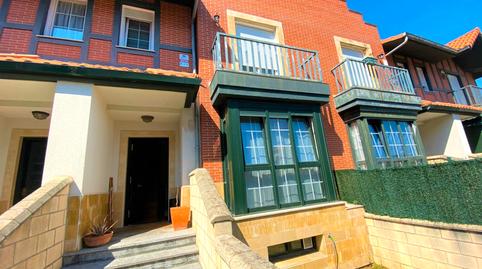 Foto 2 de Casa adosada en venda a Avenida de España, Cotolino, Castro-Urdiales